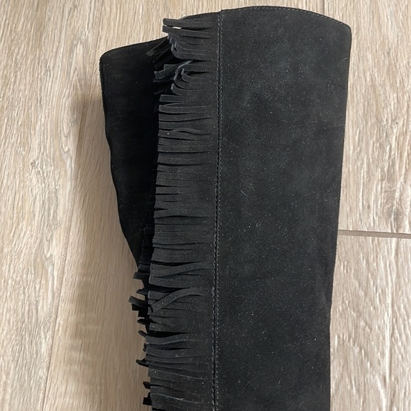 Tall suede fringe boot NWOT - Picture 6 of 9